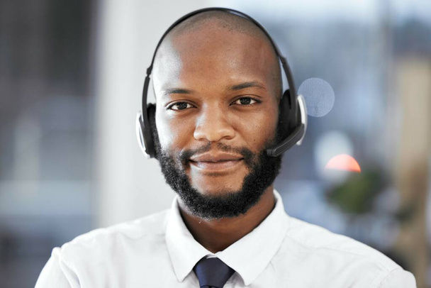 Customer support consulting, face portrait and black man telemarketing on contact us call center. Receptionist telecom, e commerce CRM or information technology consultant on microphone communication. - Foto, afbeelding