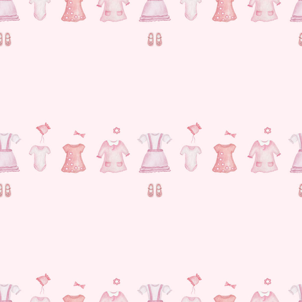 Watercolor seamless pattern. Hand painted illustration of children clothes: dress, t-shirt, shoes, bodysuit, bonnet. Girl clothes. Baby shower. Print on pink background for fabric textile, packaging - Foto, Bild