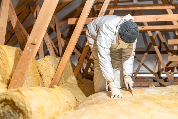 thermal insulation of roof spaces.  - Valokuva, kuva