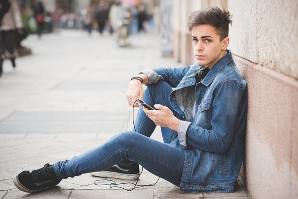 Young handsome man with headphones - Photo, Image