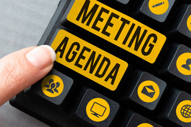Schild mit der Aufschrift Meeting Agenda, Business concept Eine Agenda setzt klare Erwartungen für das, was zu einem Meeting gehört - Foto, Bild