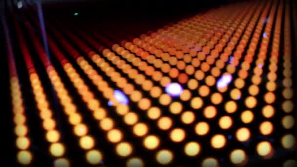 abstracte lichtbewegingspatronen gemaakt van gekleurde lampen en leds - Video
