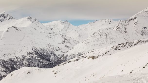 Prachtig uitzicht van Grossglockner-Heiligenblut skiresort - Foto, afbeelding