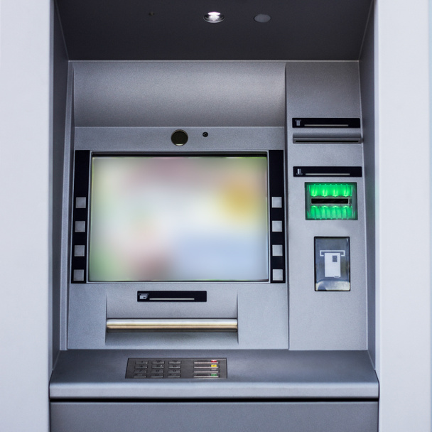 Para çekmek ve diğer mali işlemler için modern sokak ATM makinesi - Fotoğraf, Görsel