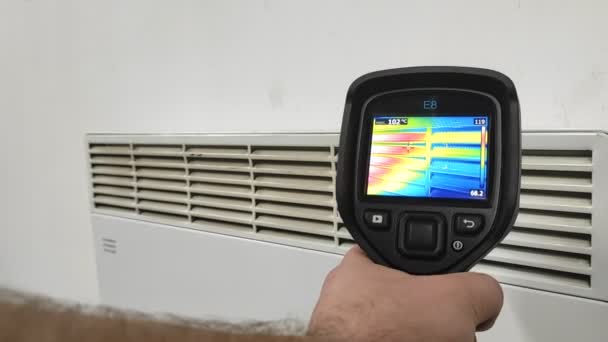Imager termico. Controllo la perdita di calore. Attrezzature industriali. Controllo della temperatura - Filmati, video