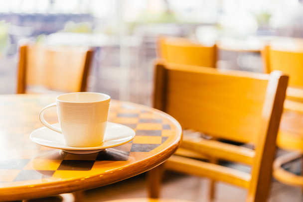 Taza de café en la cafetería
 - Foto, Imagen