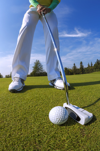 Człowiek grający w golfa - Zdjęcie, obraz