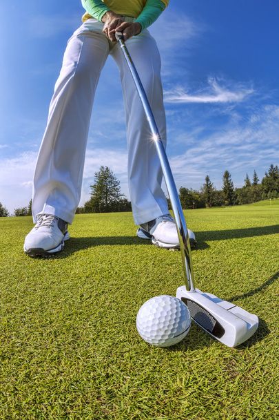Człowiek grający w golfa - Zdjęcie, obraz