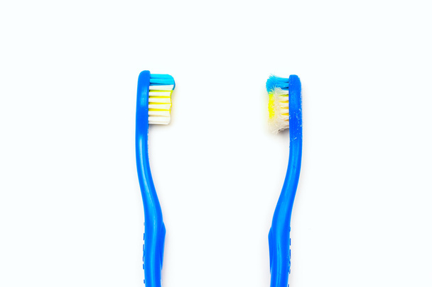 toothbrush new and used - Фото, зображення