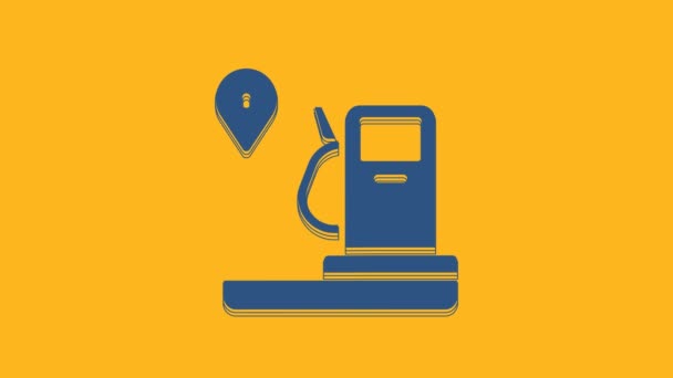 Blaue Lage und Symbol für Tankstelle oder Tankstelle auf orangefarbenem Hintergrund. Kraftstoffsymbol für Autos. Benzinpumpe. 4K Video Motion Grafik Animation . - Filmmaterial, Video