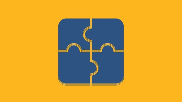 Modrý kousek puzzle ikony izolované na oranžovém pozadí. Obchod, marketing, finance, šablony, dispozice, infografika, internetový koncept. Grafická animace pohybu videa 4K . - Záběry, video