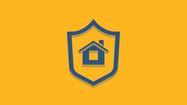 Блакитний будинок з щитовим іконом, ізольованим на помаранчевому тлі. Концепція страхування. Безпека, безпека, захист, захист. 4K Відеографічна анімація . - Кадри, відео