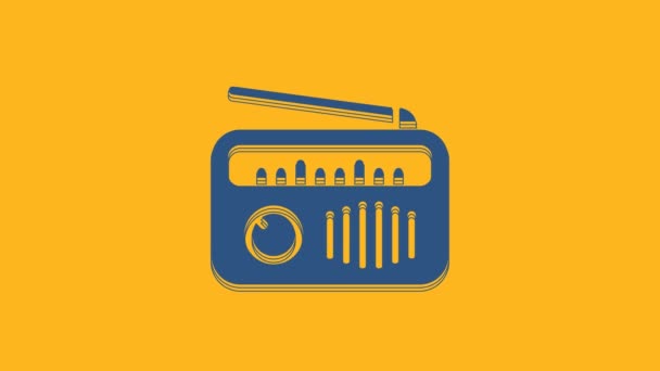 Modré rádio s ikonou antény izolované na oranžovém pozadí. Grafická animace pohybu videa 4K . - Záběry, video