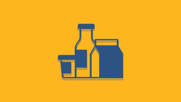 Μπλε γάλα εικονίδιο προϊόντος απομονώνονται σε πορτοκαλί φόντο. 4K Γραφική κίνηση κίνησης βίντεο . - Πλάνα, βίντεο
