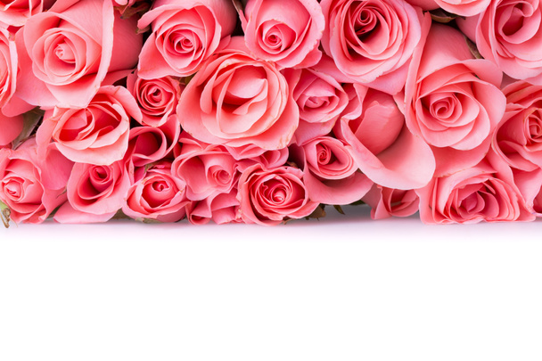 Ροζ τριαντάφυλλο μπουκέτο λουλουδιών σε λευκό φόντο - Φωτογραφία, εικόνα