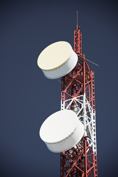 Torre de telecomunicaciones
 - Foto, imagen