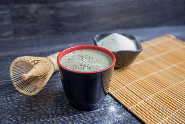 Зеленый чай в японском стиле - Фото, изображение