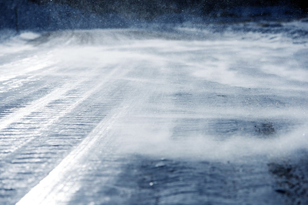 Icy Road Drifting Snow - Foto, afbeelding