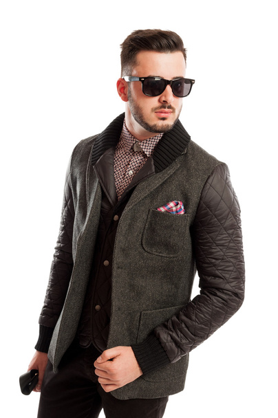 modisches männliches Model in cooler Jacke - Foto, Bild