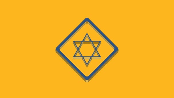 Blue Star of David icon isolated on orange background. Jewish religion symbol. Symbol of Israel. 4K Video motion graphic animation. - Filmagem, Vídeo