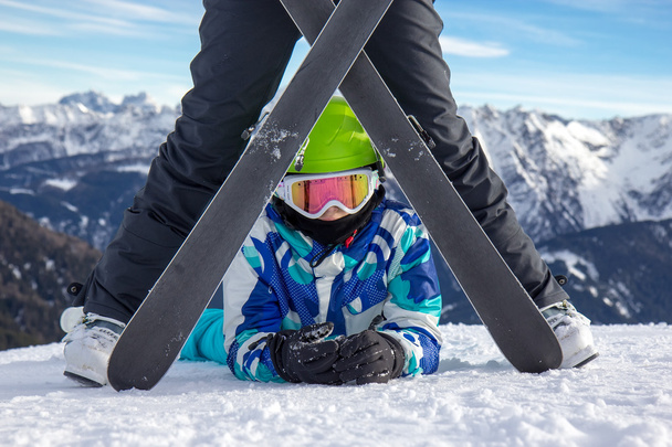 Dívka na sněhu pod ski - Fotografie, Obrázek