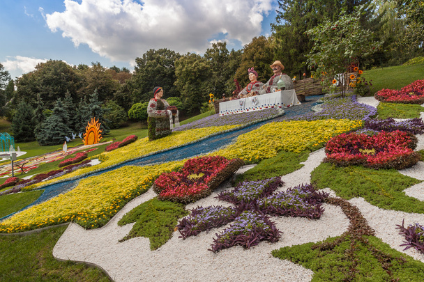 Flower Show Parque del Paisaje en Kiev
 - Foto, imagen