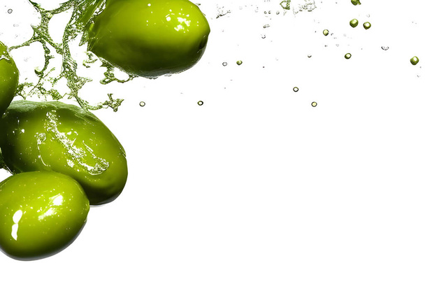 Healthy Fresh Olives with a Splash of Water - Foto, Imagem