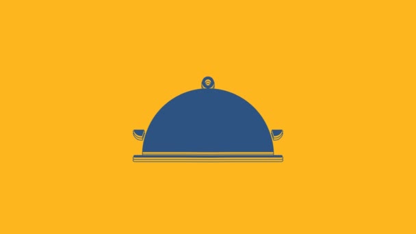 Blue Covered with a tray of food icon isolated on orange background. Tray and lid sign. Restaurant cloche with lid. Kitchenware symbol. 4K Video motion graphic animation. - Footage, Video