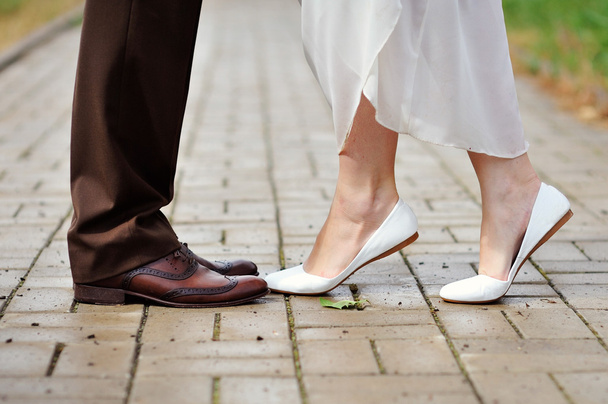 zapatos de la novia y el novio baile
 - Foto, Imagen