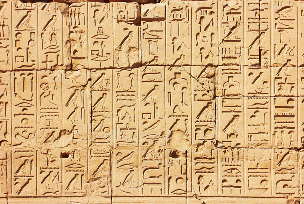 Vieux hiéroglyphes égyptiens
 - Photo, image