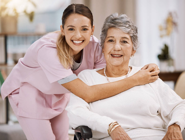 Women portrait, senior or wheelchair support in nursing home, house living room or wellness rehabilitation clinic. Smile, happy or healthcare nurse with retirement elderly in disability mobility aid. - Fotografie, Obrázek
