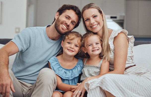 Portrait, mother and father with girls, smile and bonding on sofa for break, quality time and happiness. Love, family and parents with daughters, loving and joy for childcare, mama and dad with kids - Foto, Bild