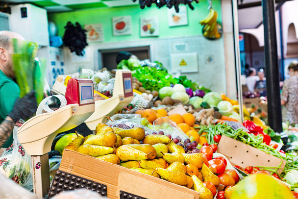 shopping at the fruit and vegetable market in Santa Cruz de Tenerife. Canary Islands. Spain - 写真・画像