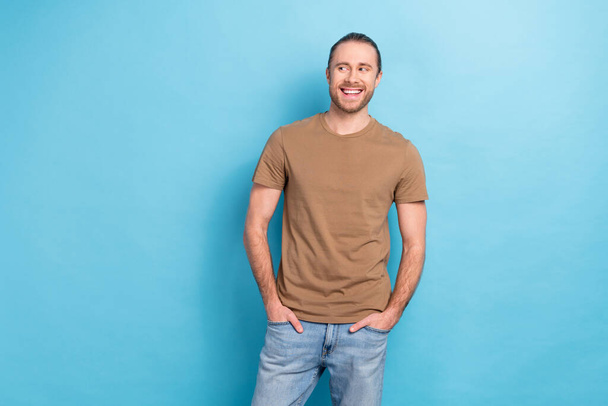 Photo advertisement of young man model posing for best richest business magazine stylish outfit look empty space isolated on blue color background. - Φωτογραφία, εικόνα