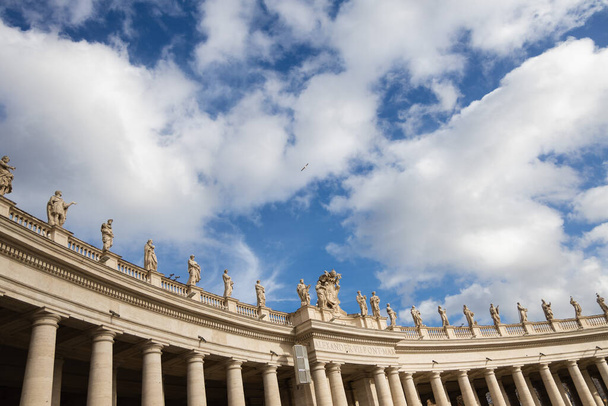 Vatikan 'ın, Roma' nın, İtalya 'nın sütunları - Fotoğraf, Görsel