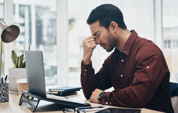 Laptop, headache or sad man stress over financial crypto problem, forex stock market crash or NFT investment mistake. Burnout profile, 404 fintech fail or tired man worry over bitcoin database glitch. - Valokuva, kuva