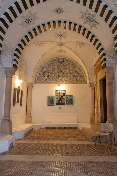 La royauté tunisienne. Visitez le musée Dar Lasram Hammouda Pacha, un palais construit en 1630 par Hammouda Pacha Bey au cœur de Tunis Médina. - Photo, image
