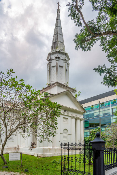 Вид на армянскую церковь Святого Григория на улицах Сингапура - Фото, изображение