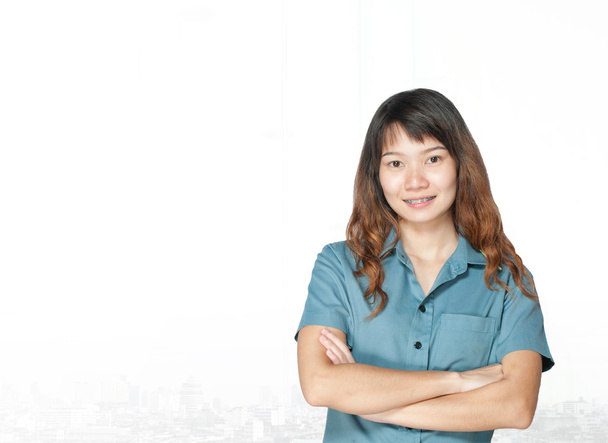 молодая азиатская предпринимательница
 - Фото, изображение