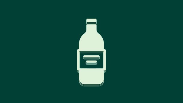 Fehér Üveg üveg vodka ikon izolált zöld alapon. 4K Videó mozgás grafikus animáció. - Felvétel, videó