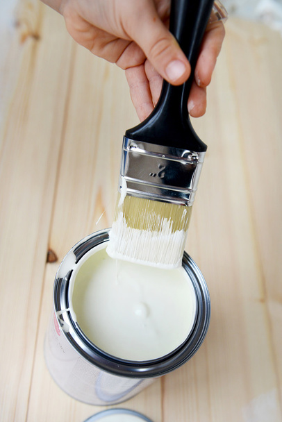 Paint Can and Paint Brushes - Foto, Imagen