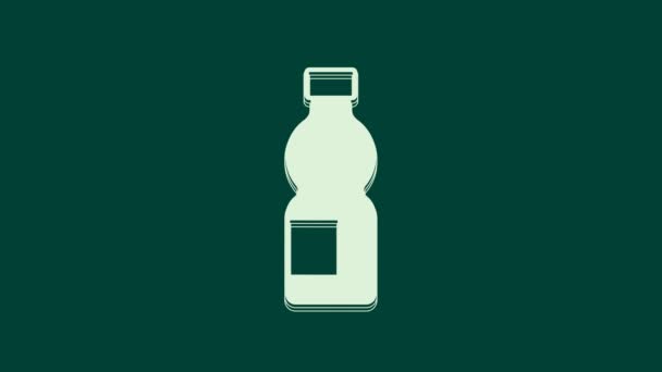 Yeşil arkaplanda beyaz bir şişe ikon izole edilmiş. Soda su içme tabelası. 4K Video hareketli grafik canlandırması. - Video, Çekim
