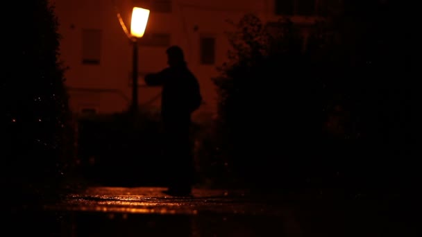 Warten in der kalten Nacht - Filmmaterial, Video