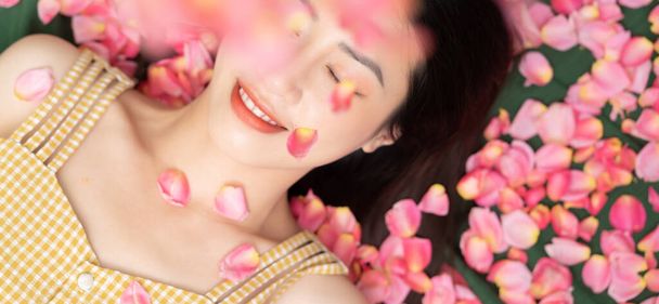 Krása image mladé asijské ženy, letní koncept - Fotografie, Obrázek