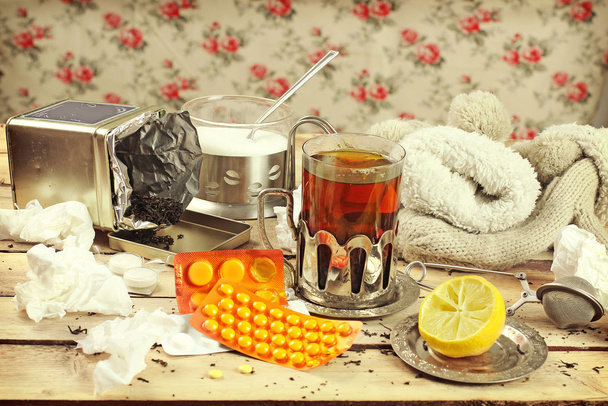 hot tea and medicines in the winter time - Photo, image