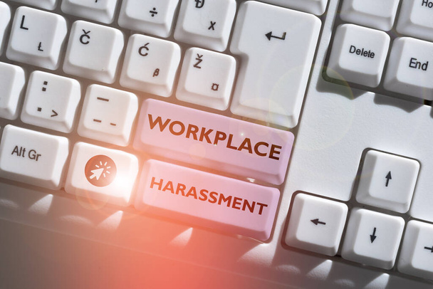 Pisanie wyświetlania tekstu Molestowanie w miejscu pracy, Przegląd działalności Różne rasy wiek płciowy orientacja seksualna pracowników - Zdjęcie, obraz