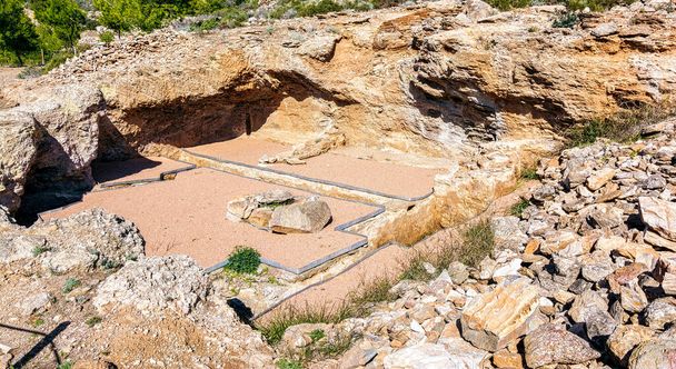Blick auf die historische Stätte der alten Silberminen von Lavrion. Griechenland. - Foto, Bild