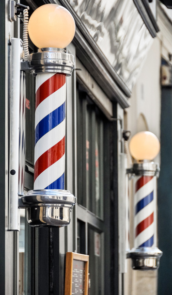 Señal de barbería en París
 - Foto, imagen