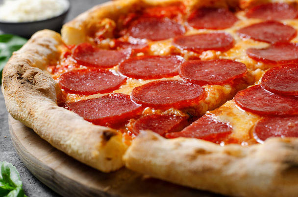Pepperoni Pizza with Mozzarella Cheese, Salami, Tomato Sauce, Stone Baked Pizza - Zdjęcie, obraz