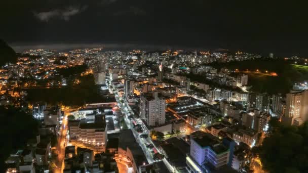 Noční prodleva města Juiz de Fora v Brazílii - Záběry, video